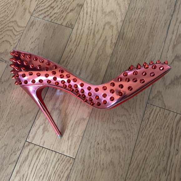*SOLD* 💥HP💥 CHRISTIAN LOUBOUTIN METALLIC HEEL - Picture 7 of 13